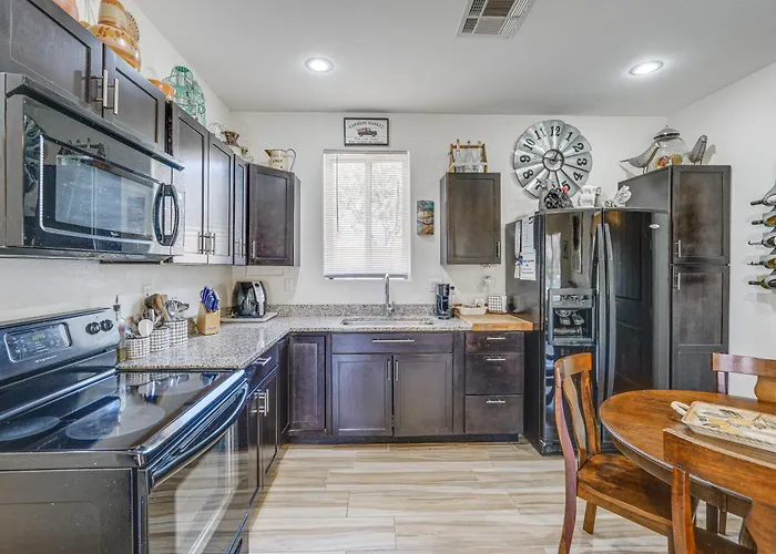 Ferienhaus Private Acreage, Pet-friendly Yard! Haven Gilbert