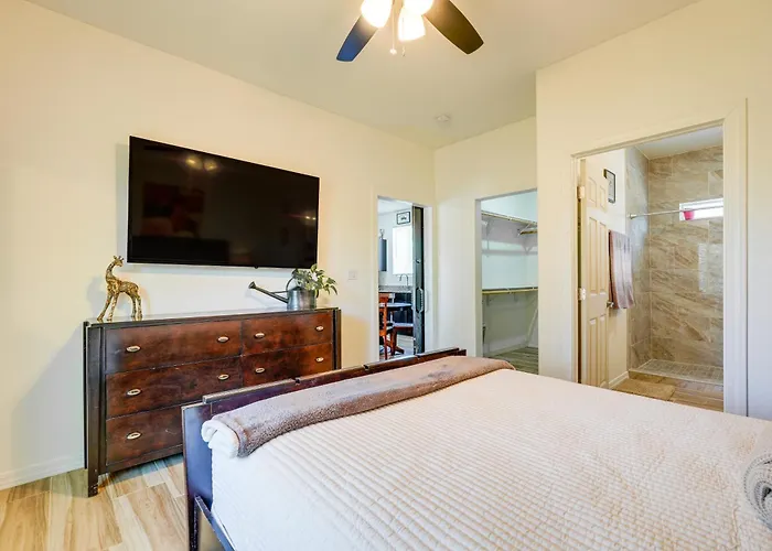 Ferienhaus Private Acreage, Pet-friendly Yard! Haven Gilbert